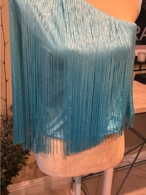 Women’s top with fringe